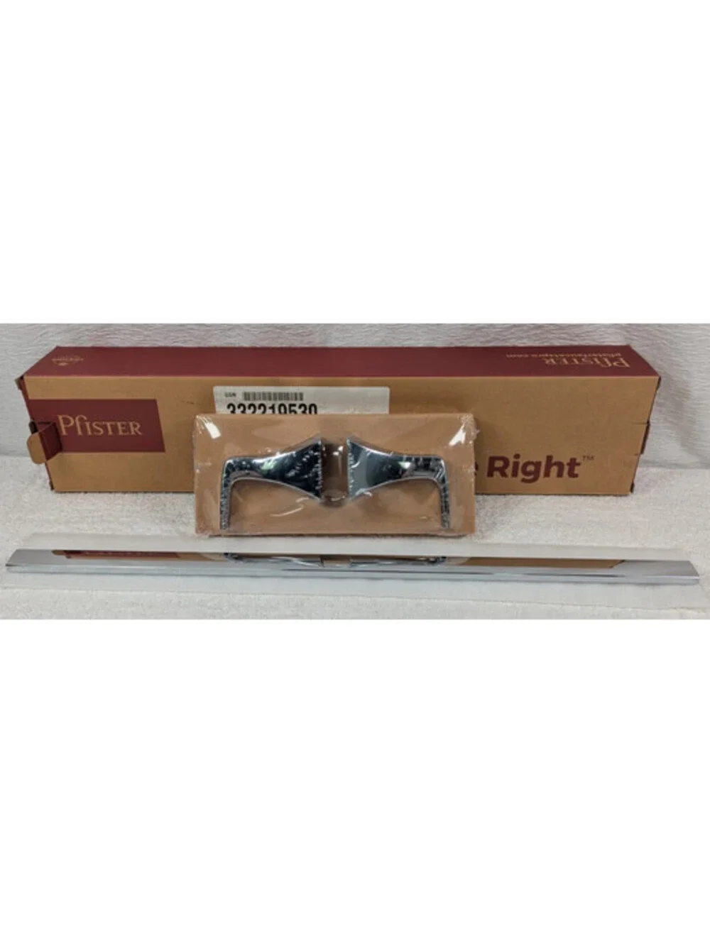 Pfister - BTB-SSQ2C - 24 inch Towel Bar - Polished Chrome